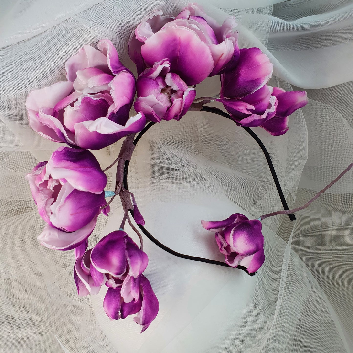 Majestic Magnolia: Handcrafted Silk Floral Headpiece