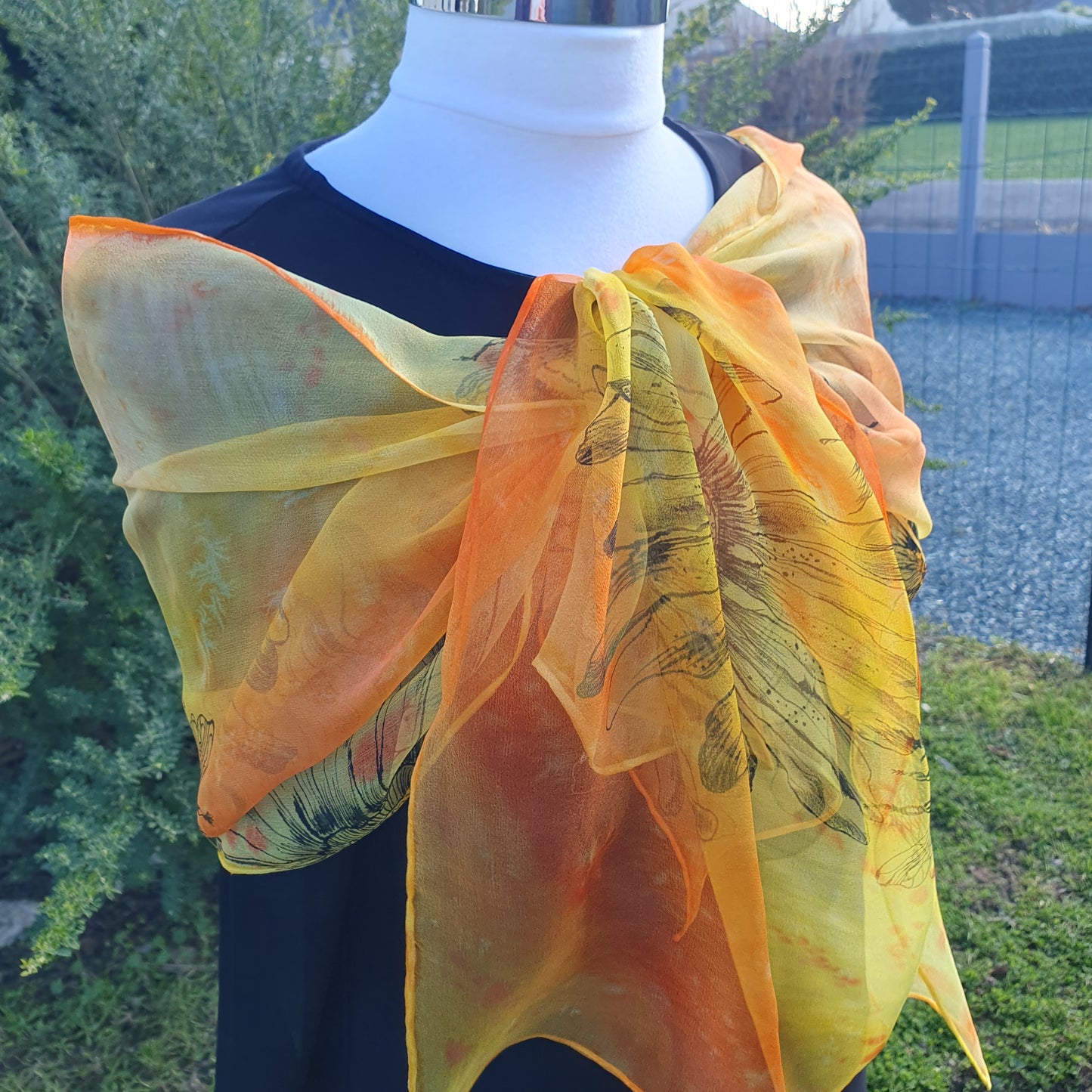 Hand-Painted Silk Chiffon Scarf with “Sunflowers and Bumblebees” – 180x45cm