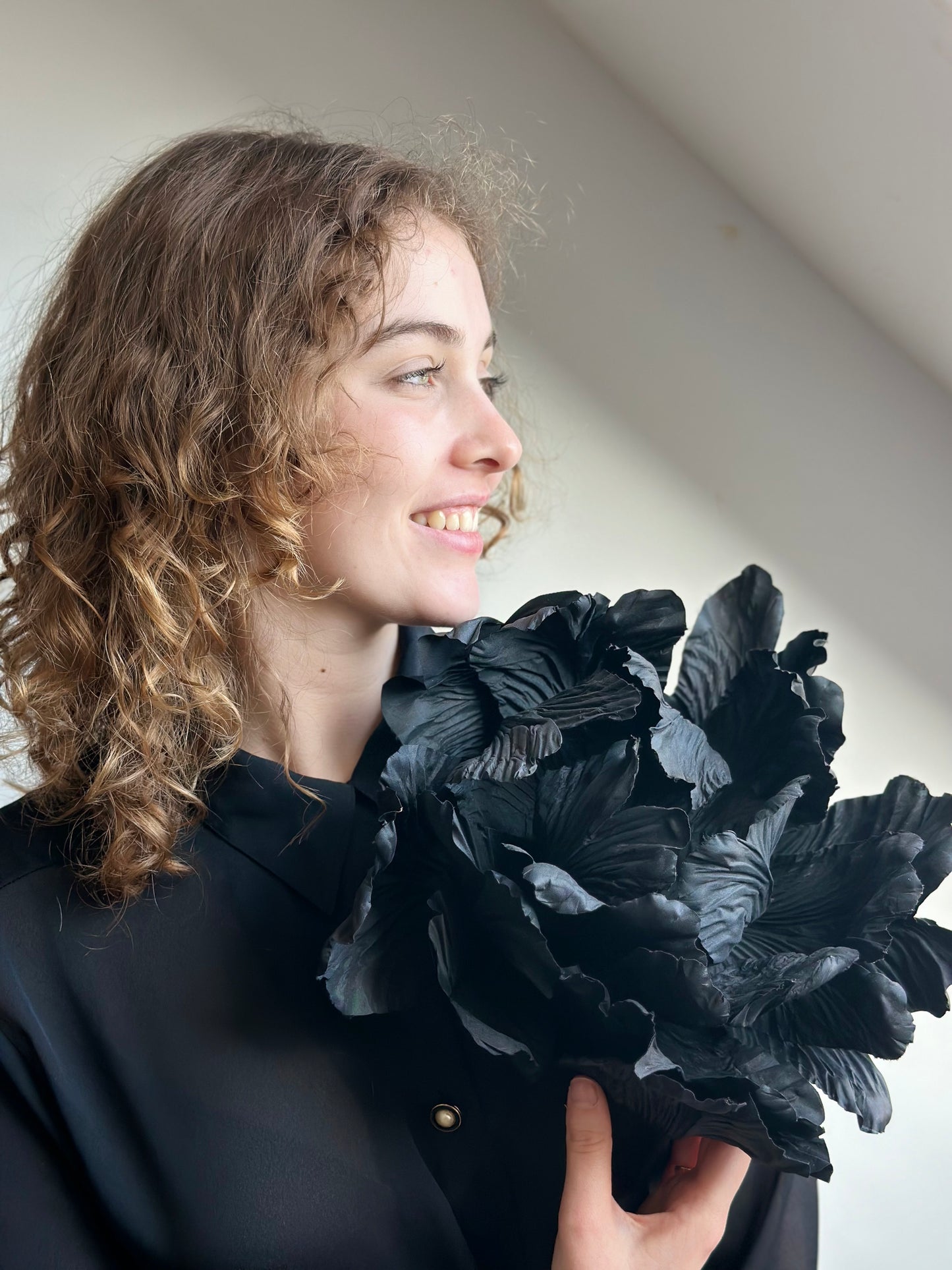 Luxury Silk "Noir Éclat Peony" Flower Brooch - Handcrafted Elegance