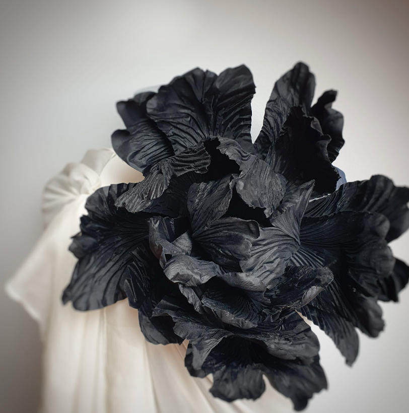 Luxury Silk "Noir Éclat Peony" Flower Brooch - Handcrafted Elegance
