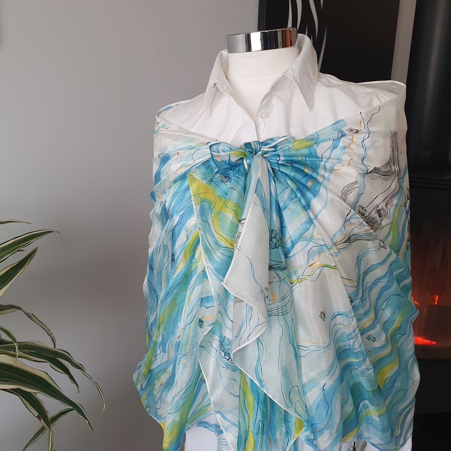 Hand-painted silk Scarf with “Lilies of the Valley” – 180x45cm